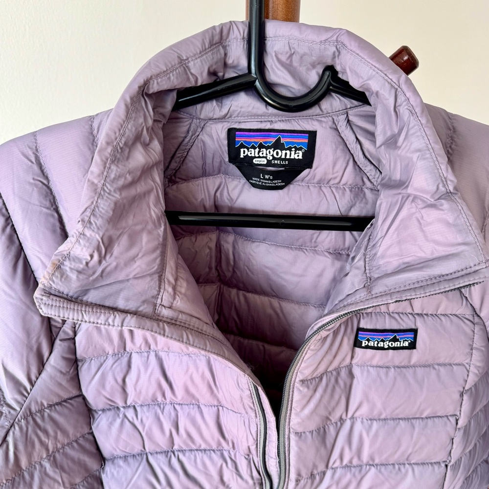 Patagonia Women’s Down Sweater Lightweight Quilted Jacket - Lavender - Picture 8 of 8